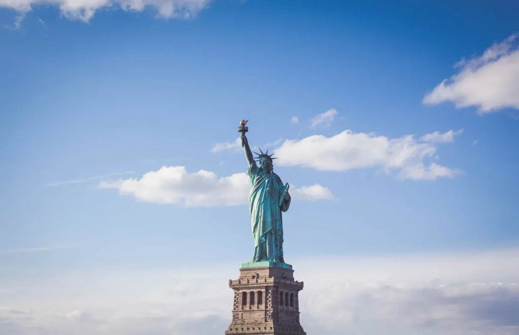 Nueva York by Himba, Puente de Diciembre 2027